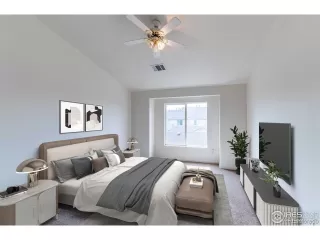 Photo #4: 8930057 Listing