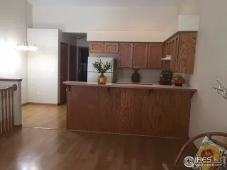 Photo #4: 893048 Listing