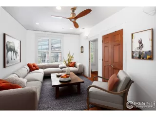 Photo #2: 893065 Listing