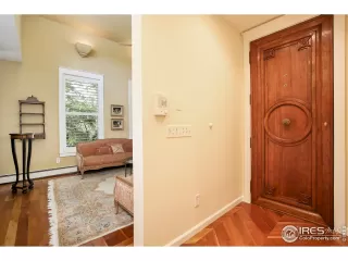 Photo #5: 893065 Listing