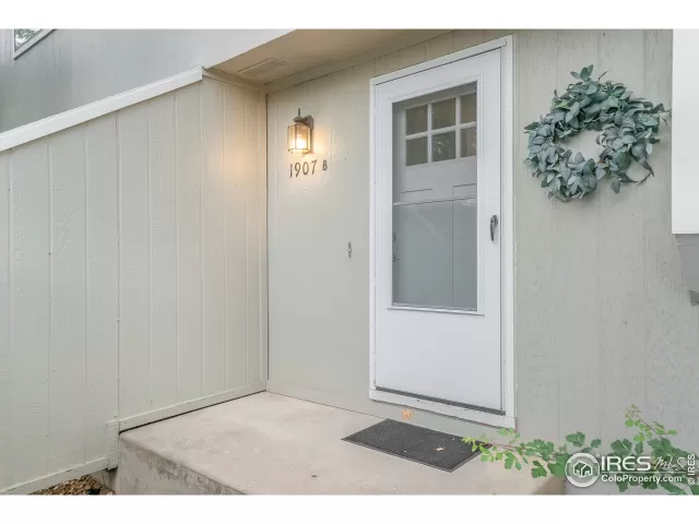 MLS: 893311 Condo For Sale