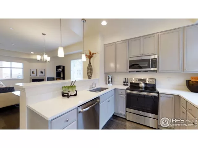 MLS: 893346 Condo For Sale