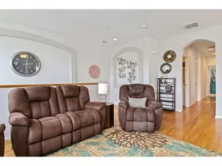 Photo #2: 8933927 Listing