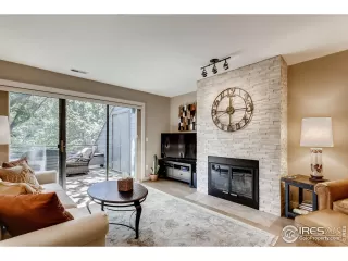 Photo #2: 893395 Listing