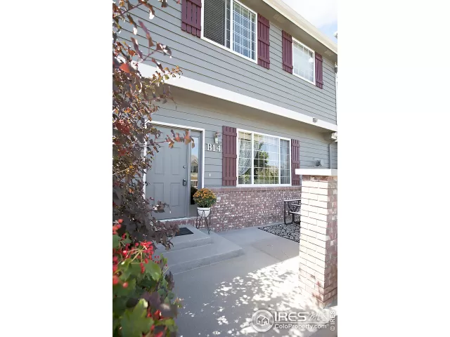 MLS: 893457 Condo For Sale