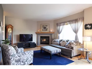 Photo #4: 893457 Listing 