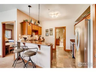 Photo #4: 893607 Listing