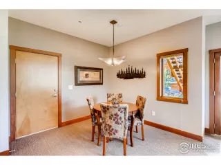 Photo #6: 893607 Listing