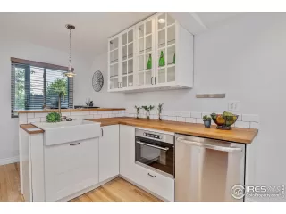 Photo #1: 894022 Listing