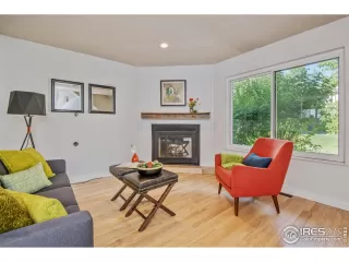 Photo #5: 894022 Listing