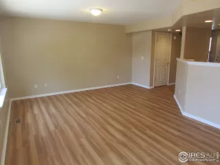 Photo #3: 894276 Listing