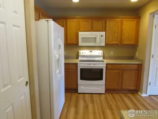 Photo #6: 894276 Listing