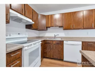 Photo #4: 894424 Listing 