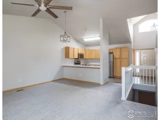 Photo #2: 894591 Listing