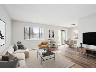 Photo #2: 8945968 Listing