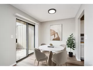 Photo #6: 8945968 Listing