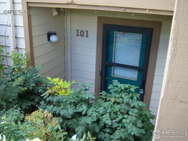 MLS: 894641 Condo For Sale