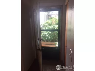 Photo #3: 894641 Listing