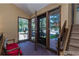 Photo #2: 894737 Listing 