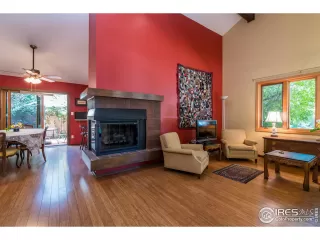 Photo #5: 894737 Listing 