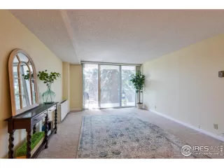 Photo #2: 895102 Listing