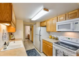 Photo #6: 895102 Listing