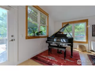 Photo #6: 895238 Listing