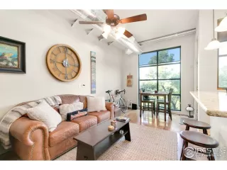 Photo #3: 895416 Listing