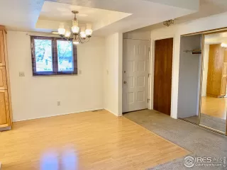 Photo #5: 895603 Listing