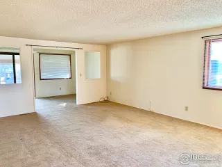 Photo #6: 895603 Listing