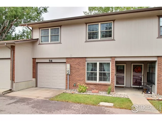 MLS: 895823 Condo For Sale