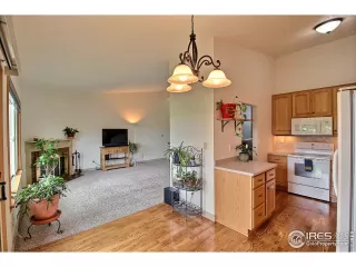 Photo #6: 895823 Listing