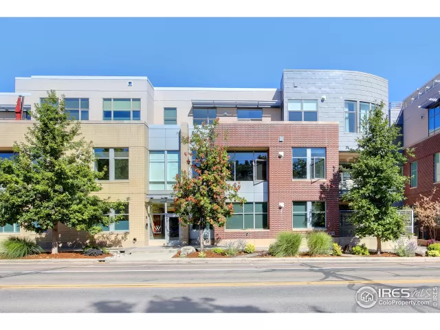 MLS: 895880 Condo For Sale