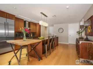 Photo #4: 895880 Listing