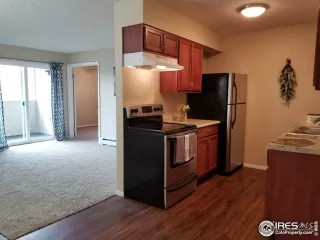 Photo #2: 896116 Listing