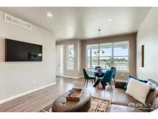 Photo #6: 896205 Listing