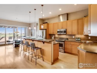 Photo #4: 896232 Listing 