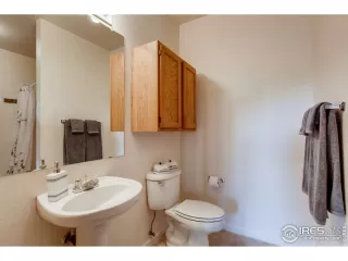 Photo #5: 896844 Listing