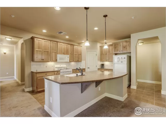 MLS: 896848 Condo For Sale