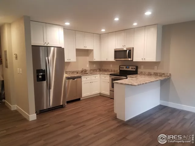 MLS: 896918 Condo For Sale