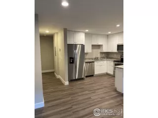 Photo #6: 896918 Listing