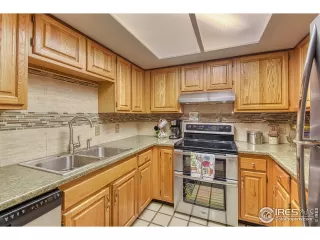 Photo #4: 896919 Listing