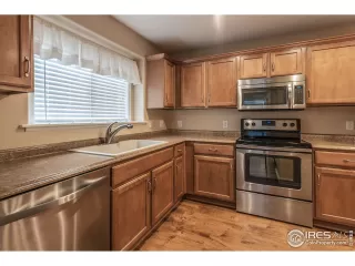 Photo #4: 896948 Listing