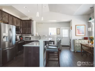 Photo #4: 897004 Listing