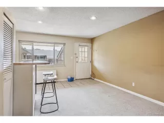 Photo #4: 8970210 Listing