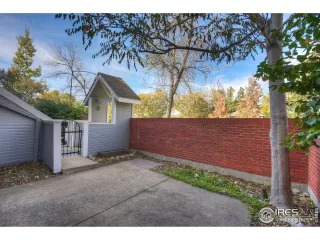 Photo #4: 897024 Listing