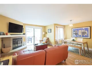 Photo #4: 897060 Listing 