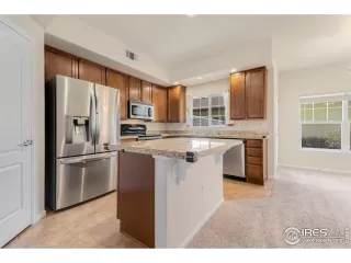 Photo #5: 897073 Listing