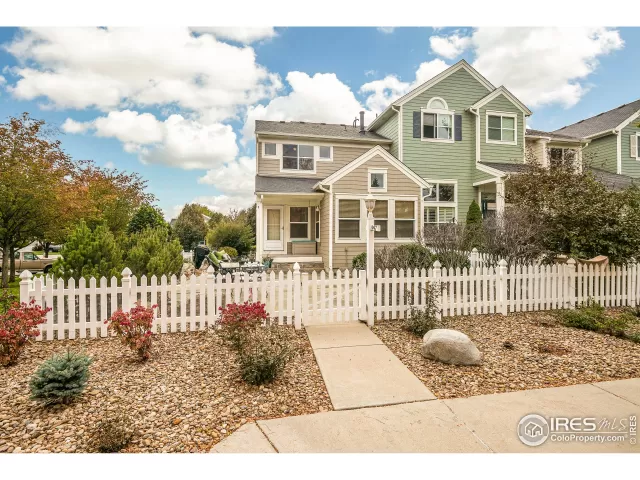 MLS: 897131 Condo For Sale