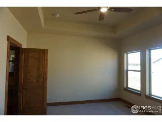 Photo #5: 897202 Listing